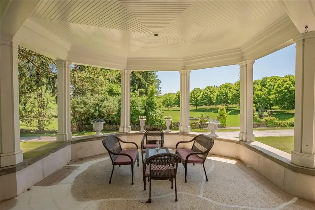 45 Hitchcock Lane Millbrook NY 12545