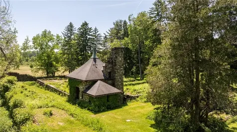 45 Hitchcock Lane Millbrook NY 12545