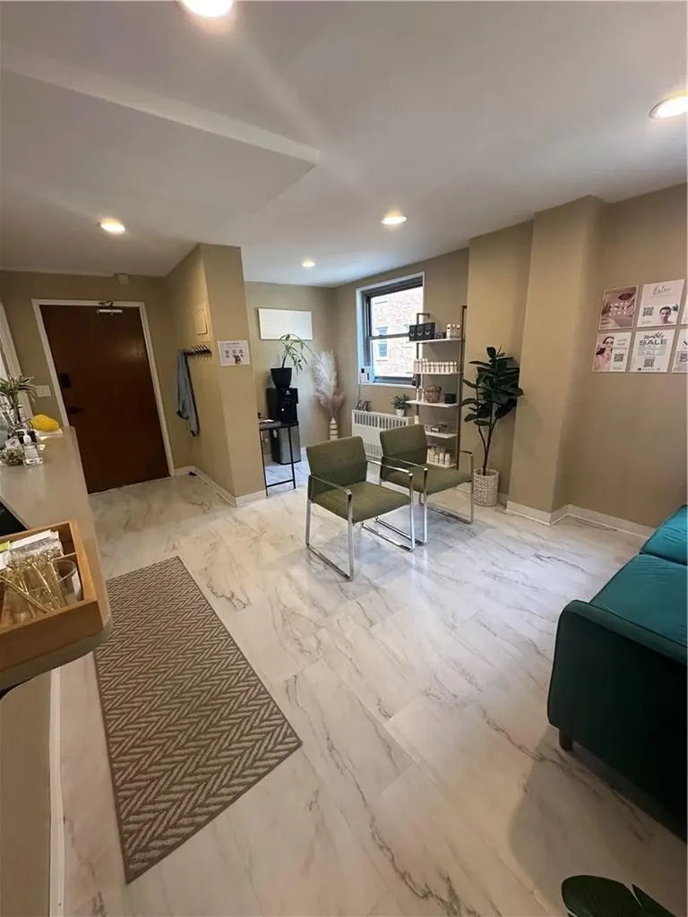 56 Doyer Avenue White Plains NY 10605