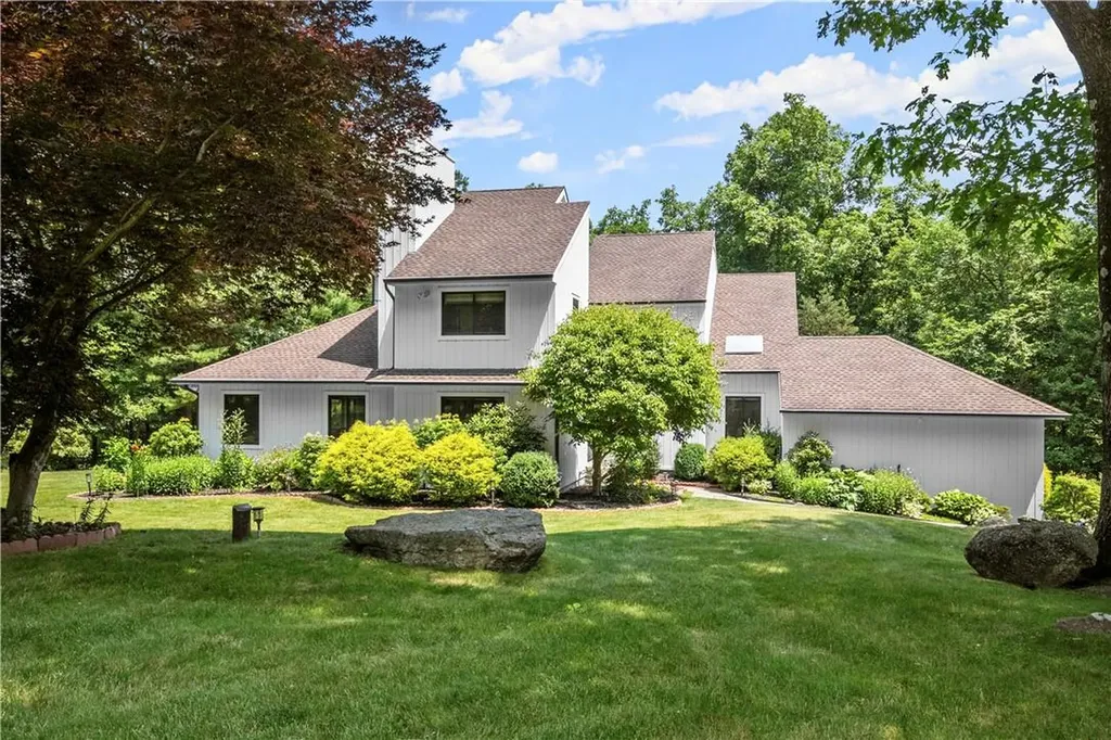 64 Jackson Road Bedford NY 10506
