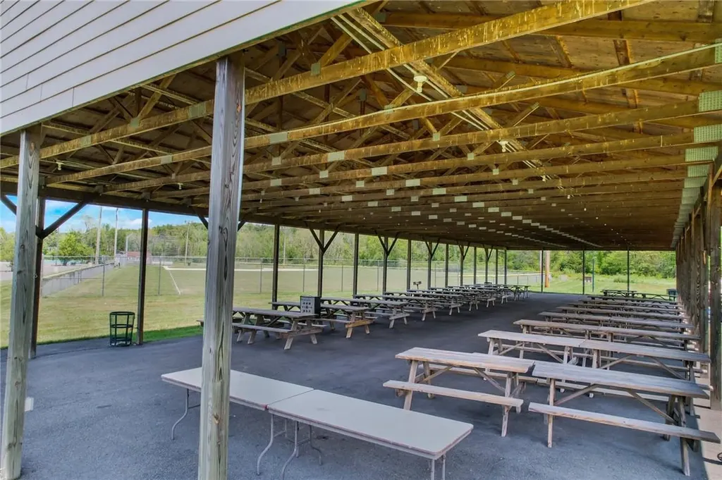 422 M And M Road Middletown NY 10940