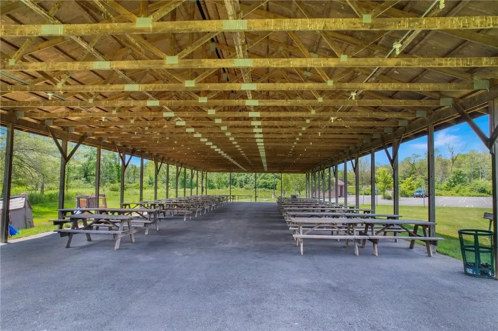 422 M And M Road Middletown NY 10940