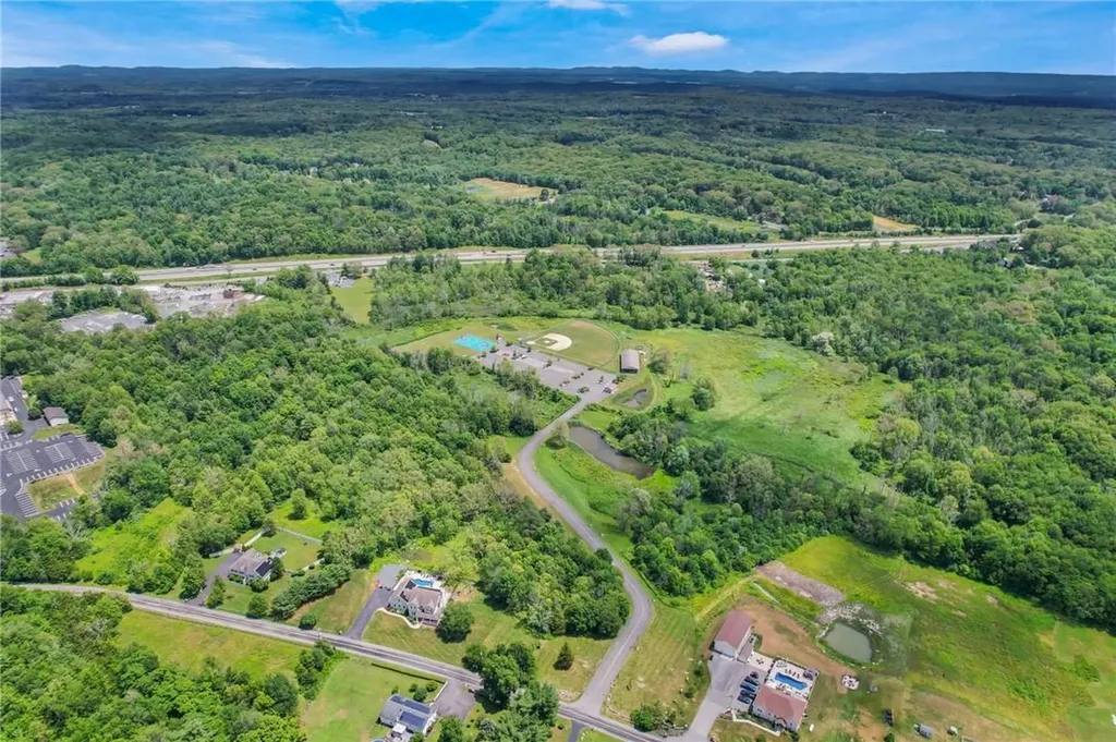 422 M And M Road Middletown NY 10940