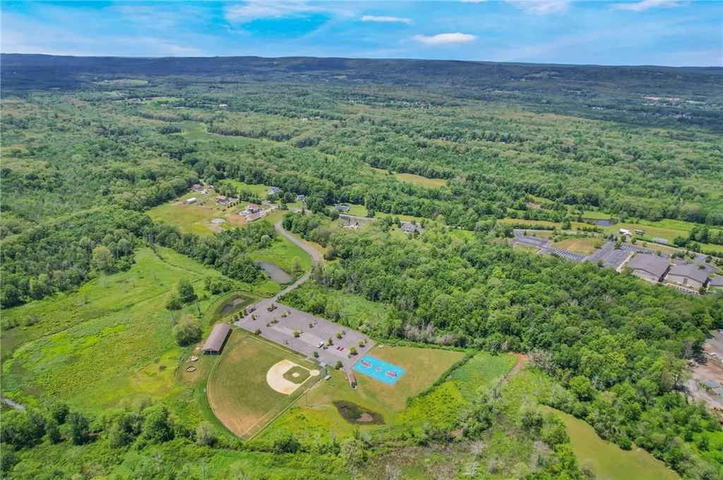 422 M And M Road Middletown NY 10940