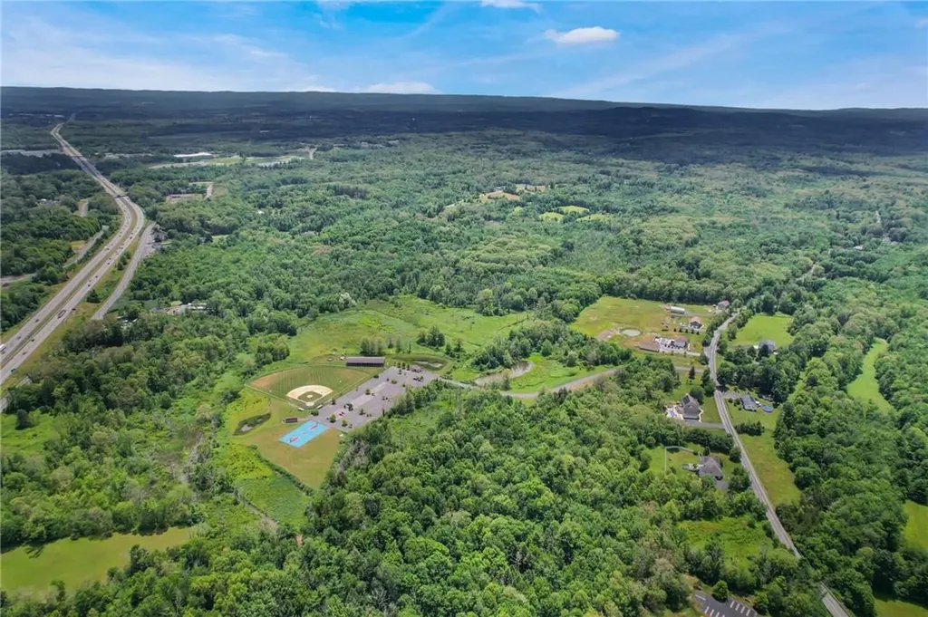 422 M And M Road Middletown NY 10940