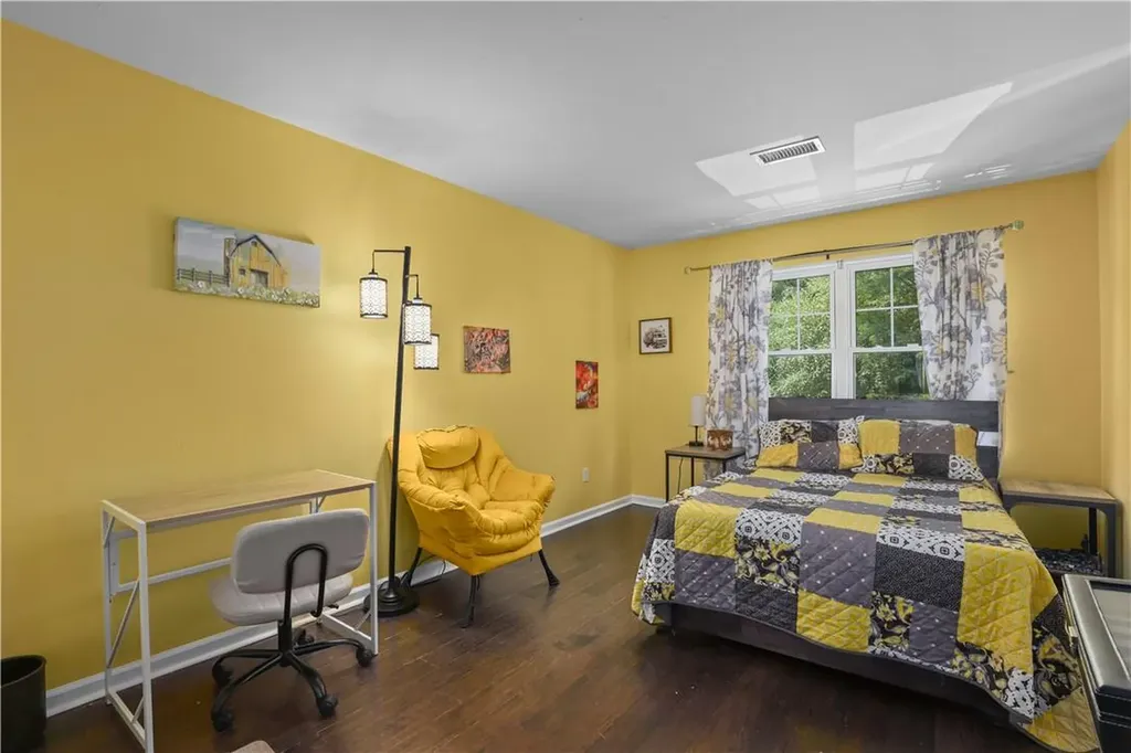 97 Hillcrest Lane Peekskill NY 10566