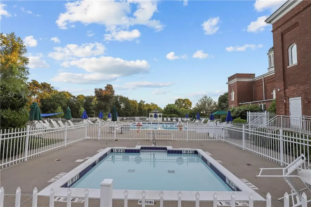 97 Hillcrest Lane Peekskill NY 10566