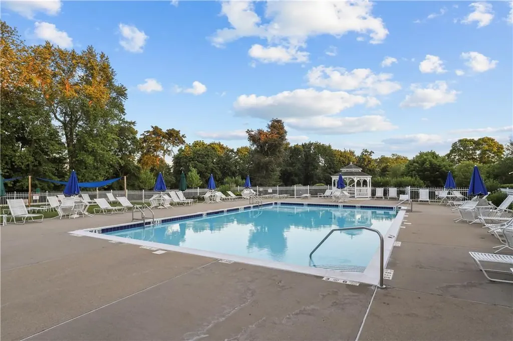 97 Hillcrest Lane Peekskill NY 10566