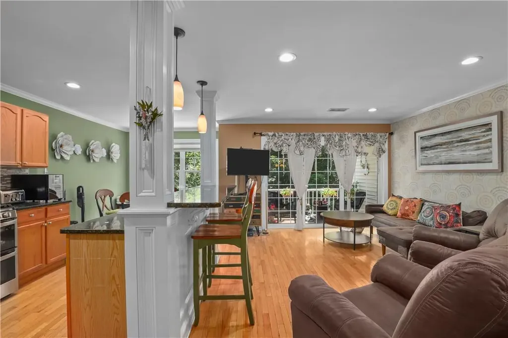 97 Hillcrest Lane Peekskill NY 10566