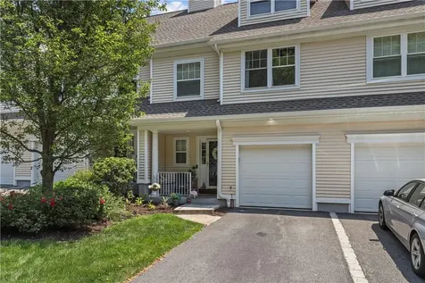 97 Hillcrest Lane Peekskill NY 10566