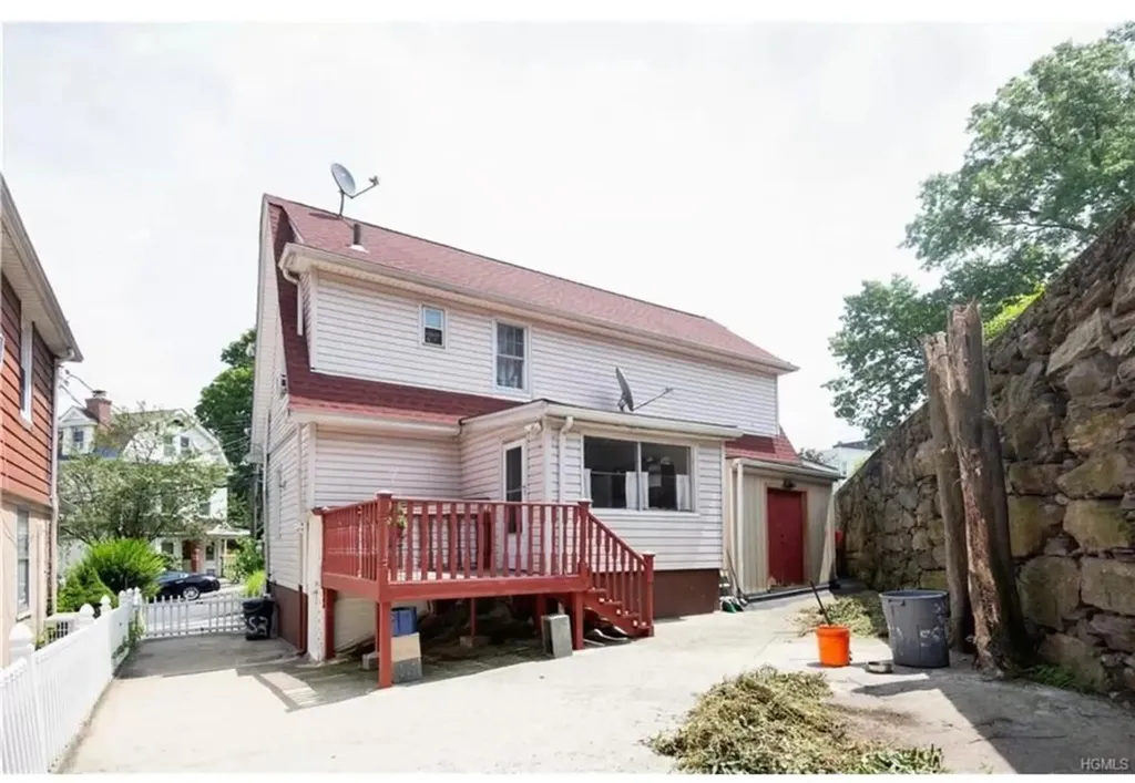 5653 Post Road Bronx NY 10471
