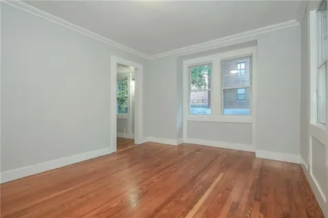 70 Ellwood Avenue Mount Vernon NY 10552