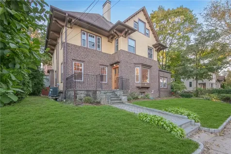 70 Ellwood Avenue Mount Vernon NY 10552