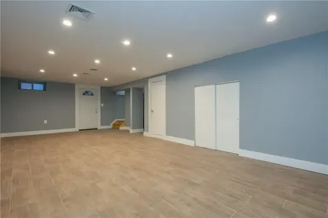 70 Ellwood Avenue Mount Vernon NY 10552