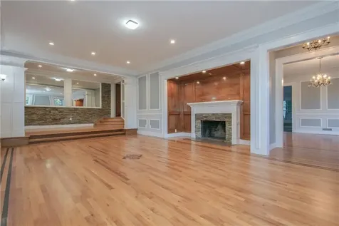 70 Ellwood Avenue Mount Vernon NY 10552