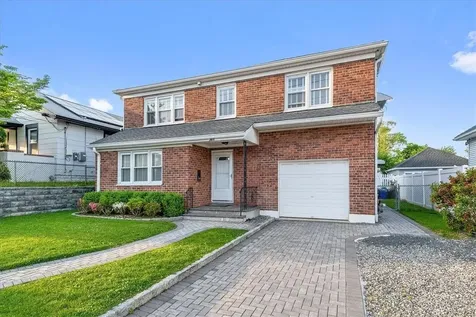 260 Hayward Street Yonkers NY 10704