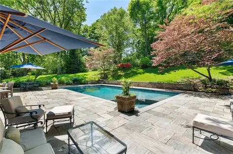 29 Carolyn Place Armonk NY 10504