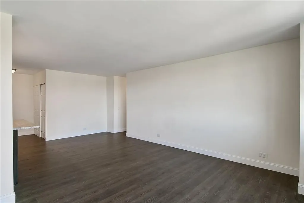 880 Boynton Avenue Bronx NY 10473
