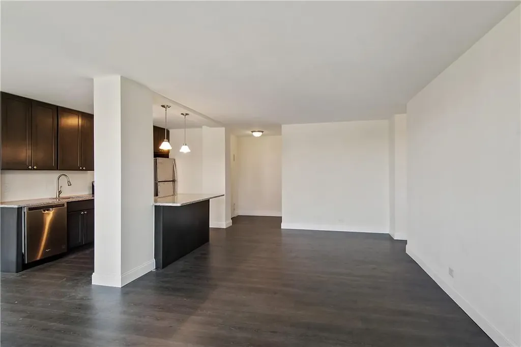 880 Boynton Avenue Bronx NY 10473