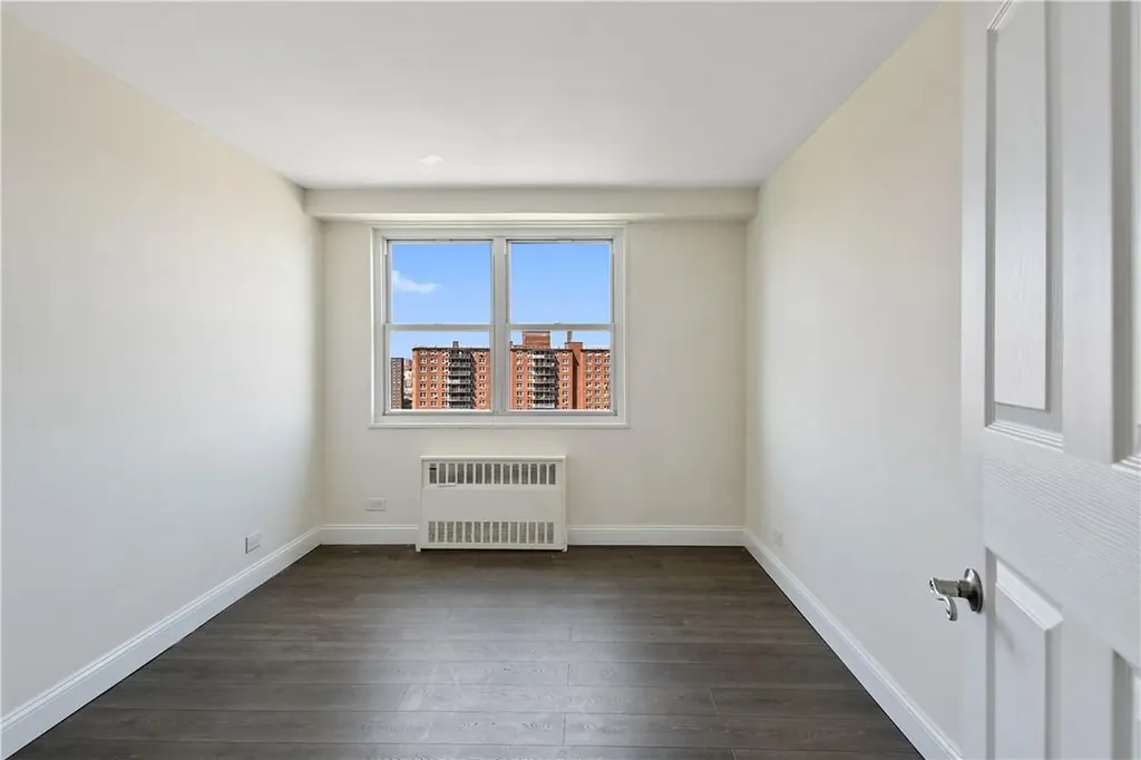 880 Boynton Avenue Bronx NY 10473