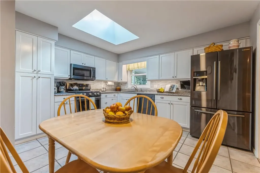 31 Southpark Drive Garnerville NY 10923