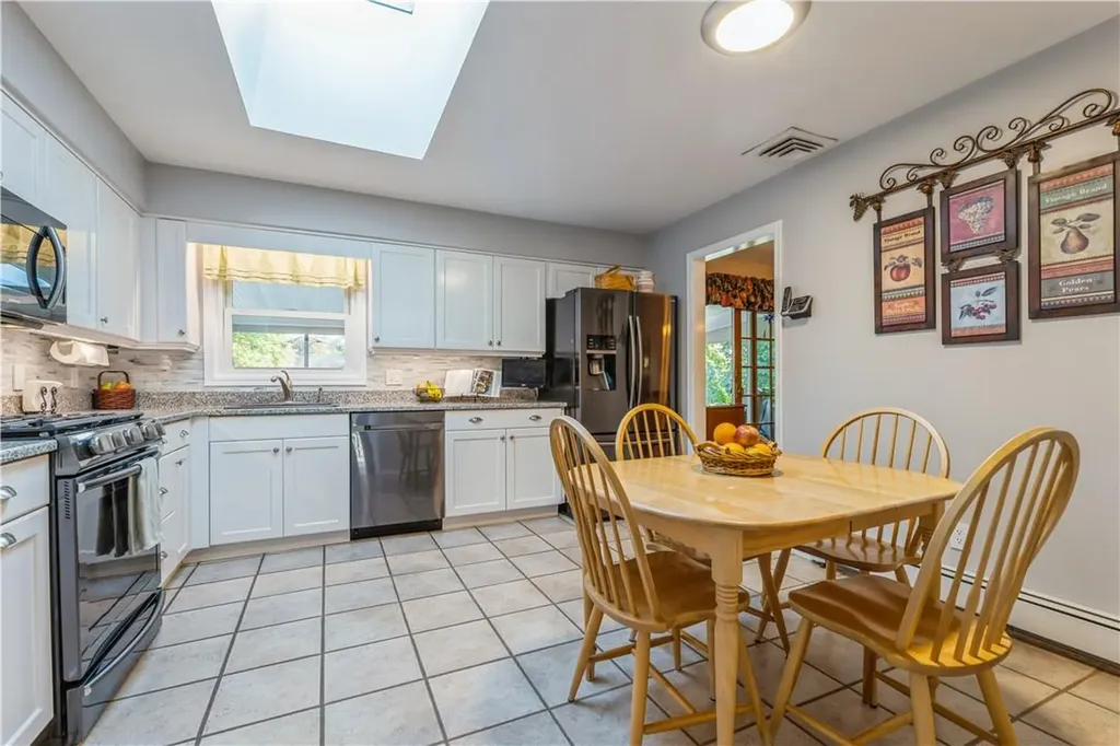 31 Southpark Drive Garnerville NY 10923