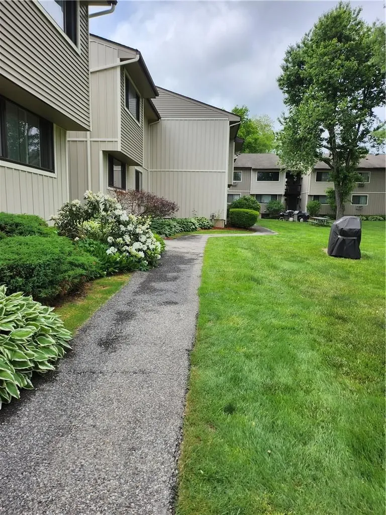 28 Patterson Village Court Patterson NY 12563