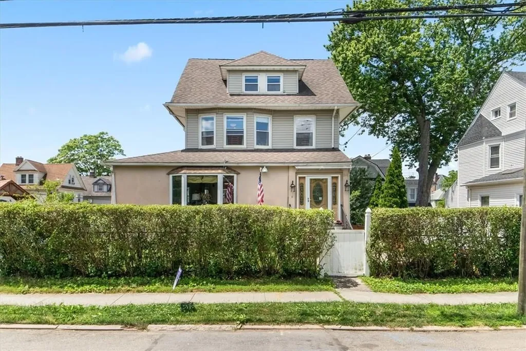 58 Mount Joy Place New Rochelle NY 10801