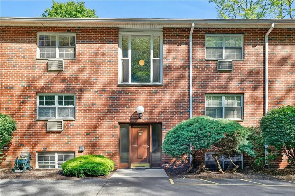 6 Dove Court Cortlandt NY 10520