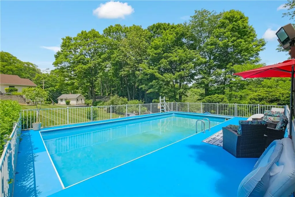 121 & 125 Union Valley Road Mahopac NY 10541