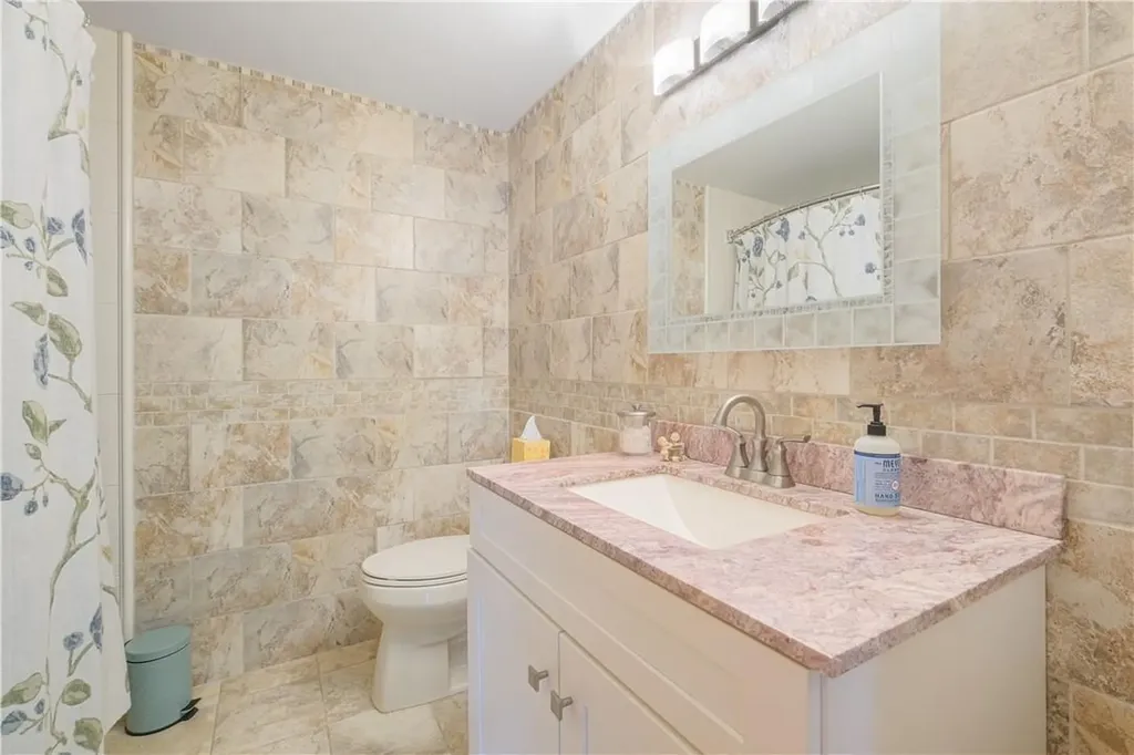 121 & 125 Union Valley Road Mahopac NY 10541
