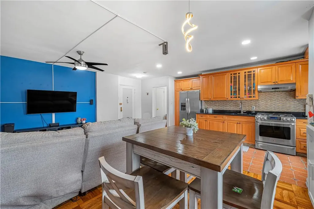 2630 Kingsbridge Terrace Bronx NY 10463
