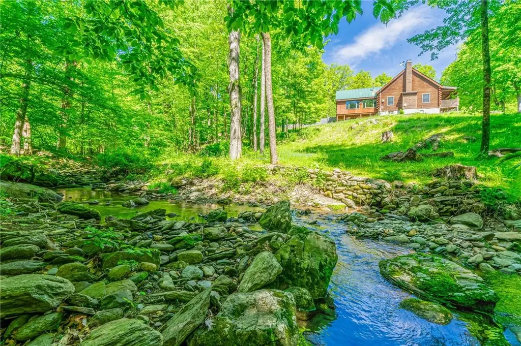 1262 Turkey Hill Road Red Hook NY 12571