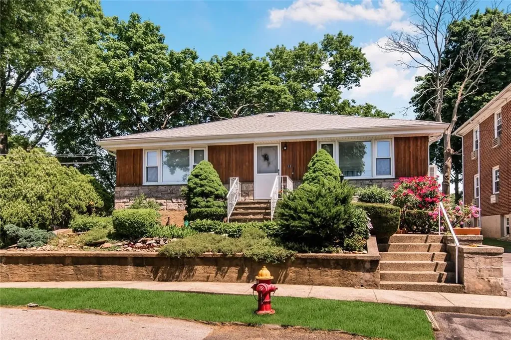 11 Frazier Place Yonkers NY 10704