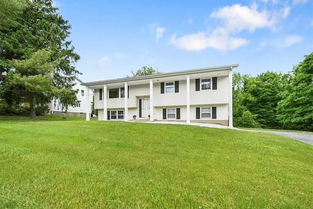 7 Sturr Lane Florida NY 10921