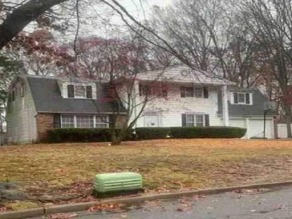 71 Wichard Boulevard Commack NY 11725