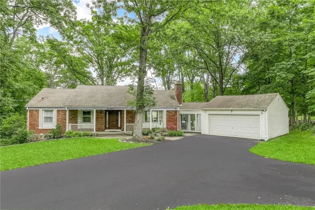 17 Farview Terrace Airmont NY 10901