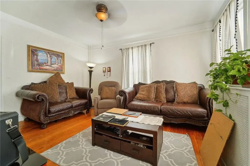 35 N 10th Avenue Mount Vernon NY 10550