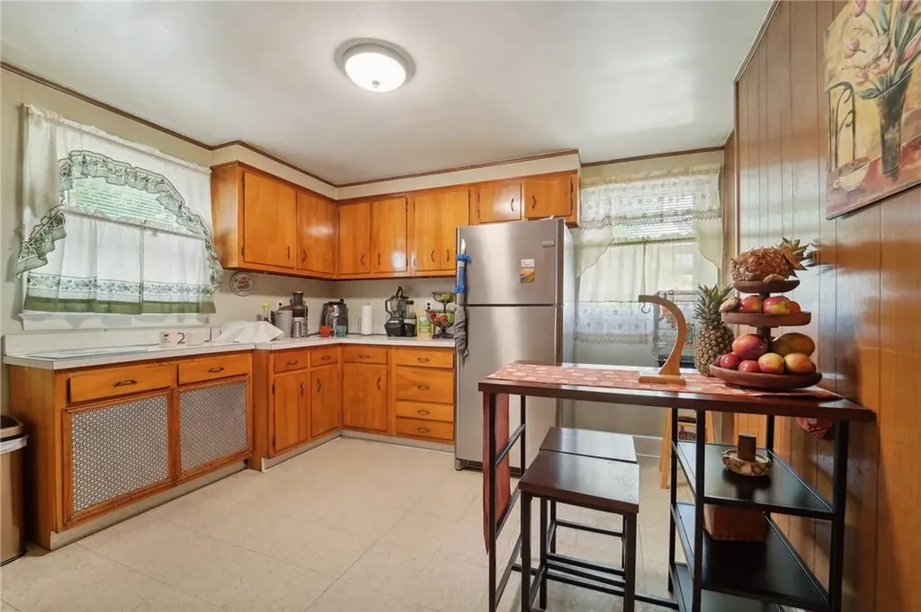 35 N 10th Avenue Mount Vernon NY 10550