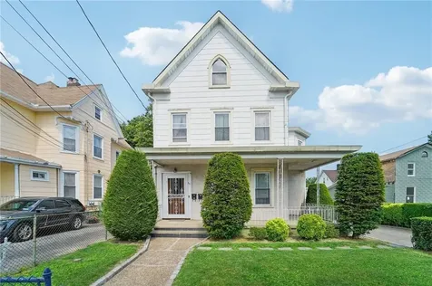 35 N 10th Avenue Mount Vernon NY 10550