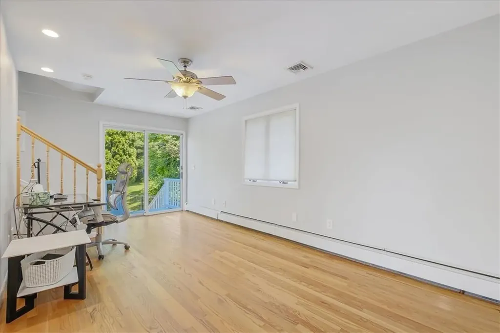 14 Gleneida Boulevard Mahopac NY 10541