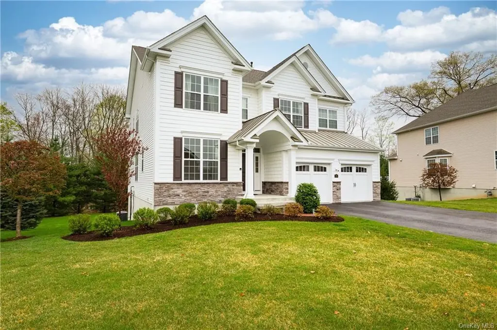 72 Fenton Way Hopewell Junction NY 12533