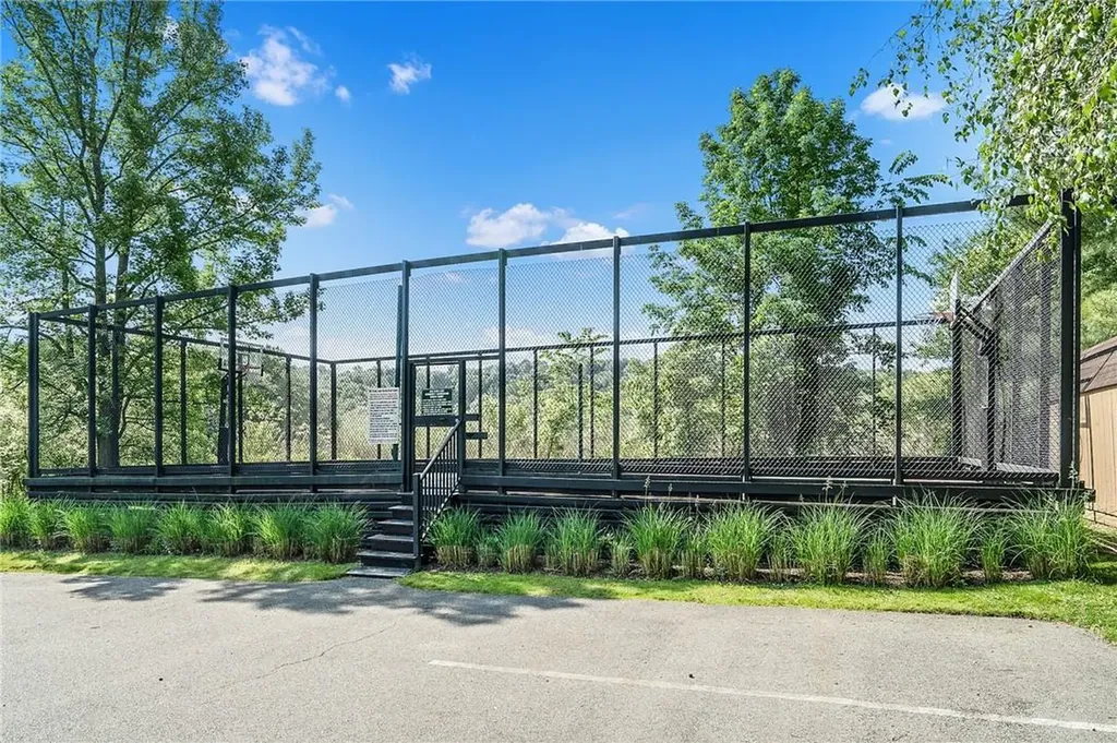 109 Woods End Road Chappaqua NY 10514