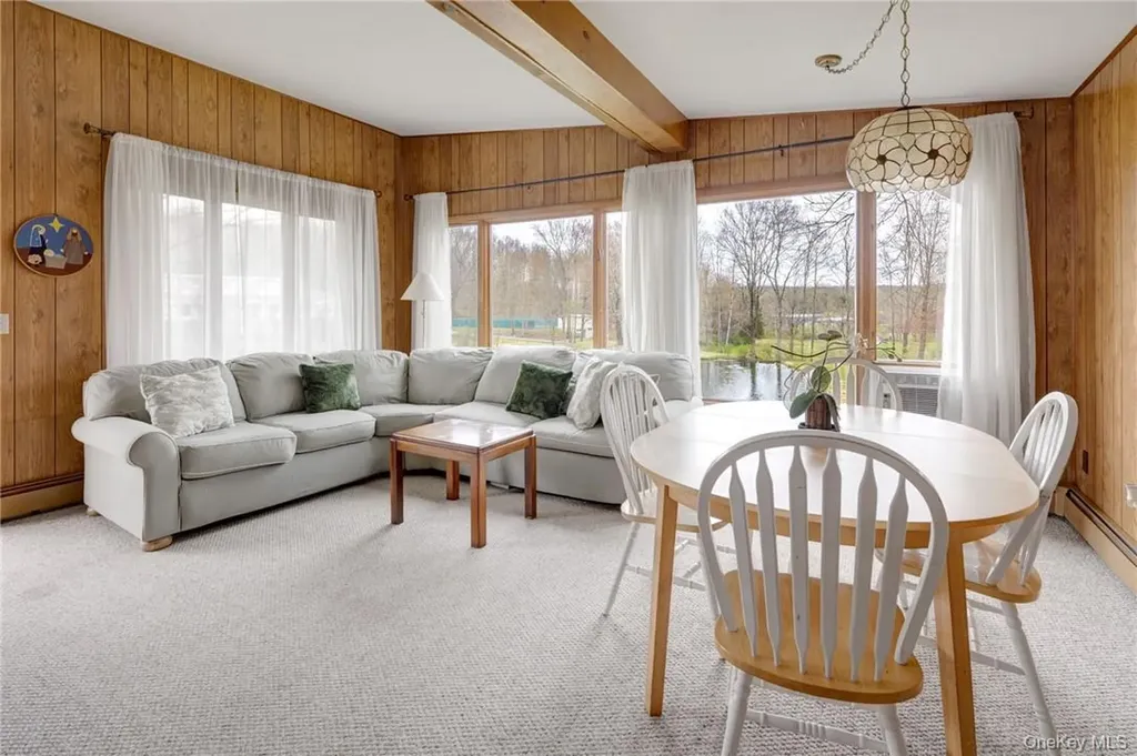 200 Cardinal Road Hyde Park NY 12538