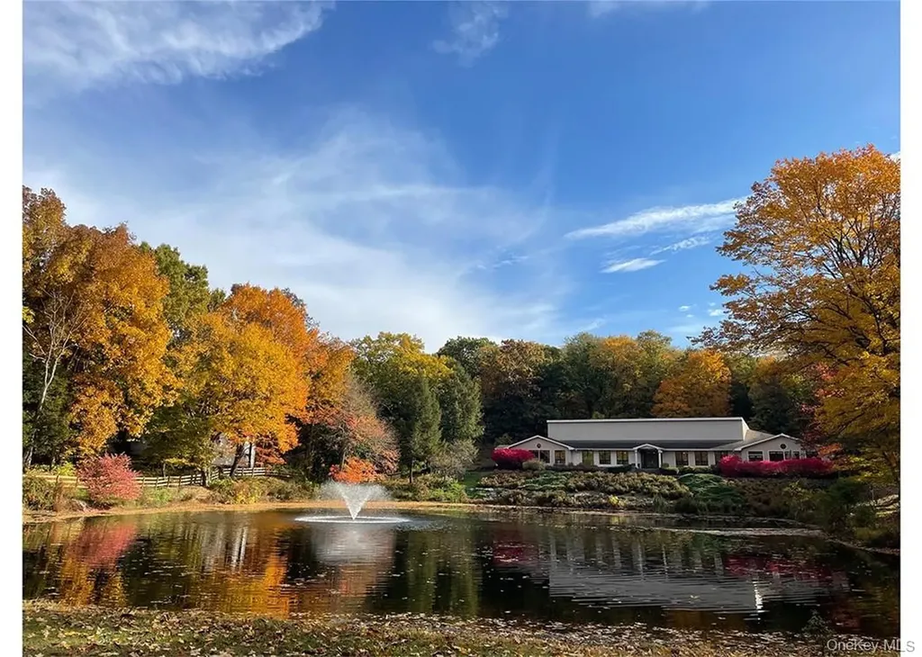 200 Cardinal Road Hyde Park NY 12538