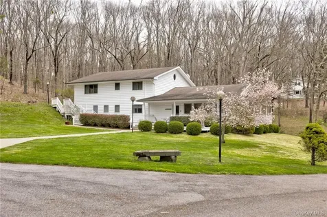 200 Cardinal Road Hyde Park NY 12538