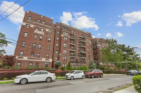 485 Pelham Road New Rochelle NY 10805