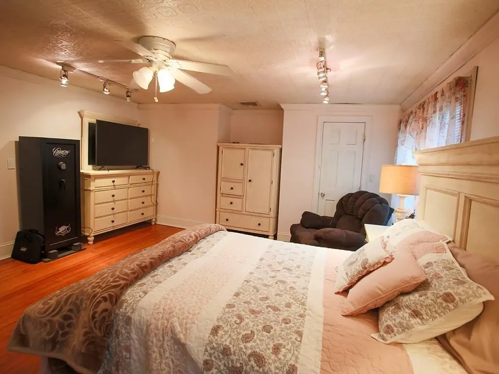 2732 Route 6 Slate Hill NY 10973