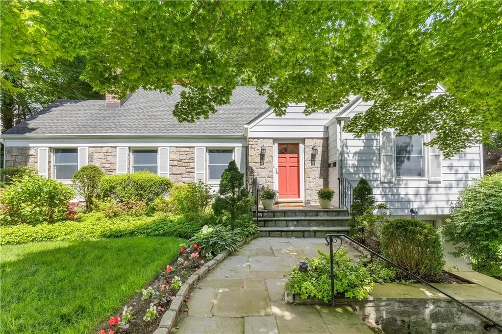 47 Wildwood Road Scarsdale NY 10583