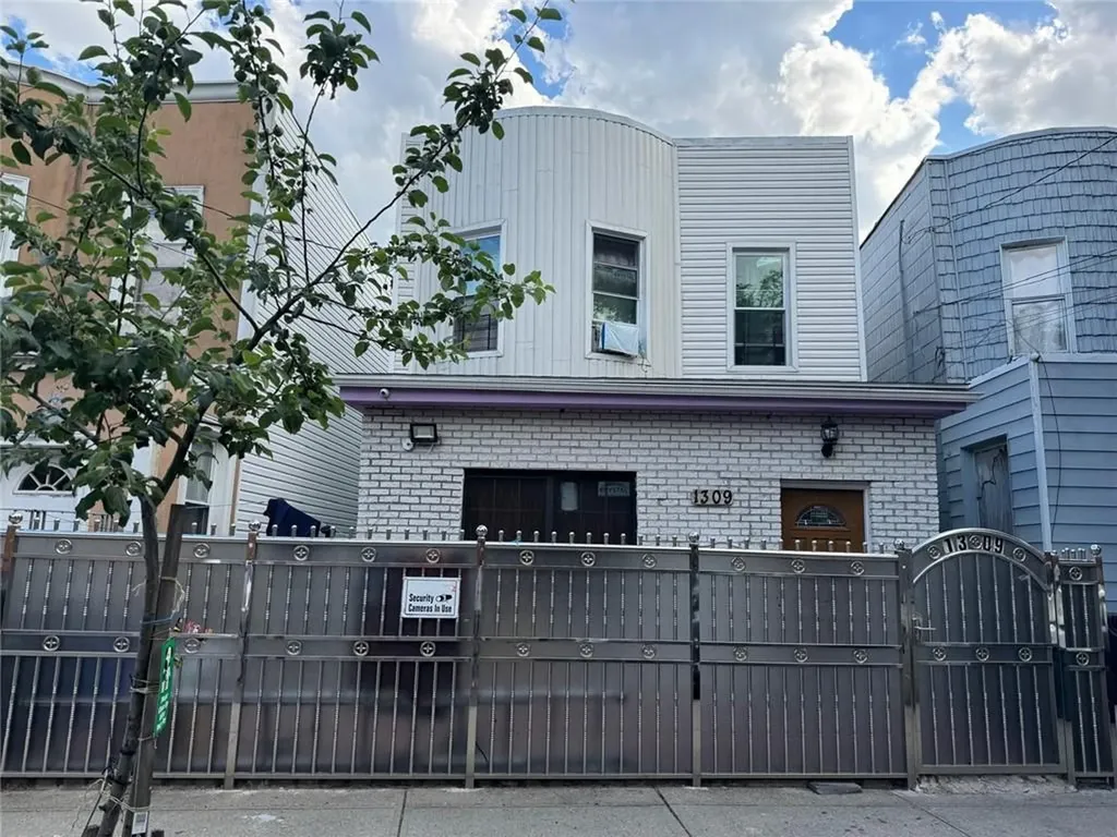 1309 Herschell Street Bronx NY 10461